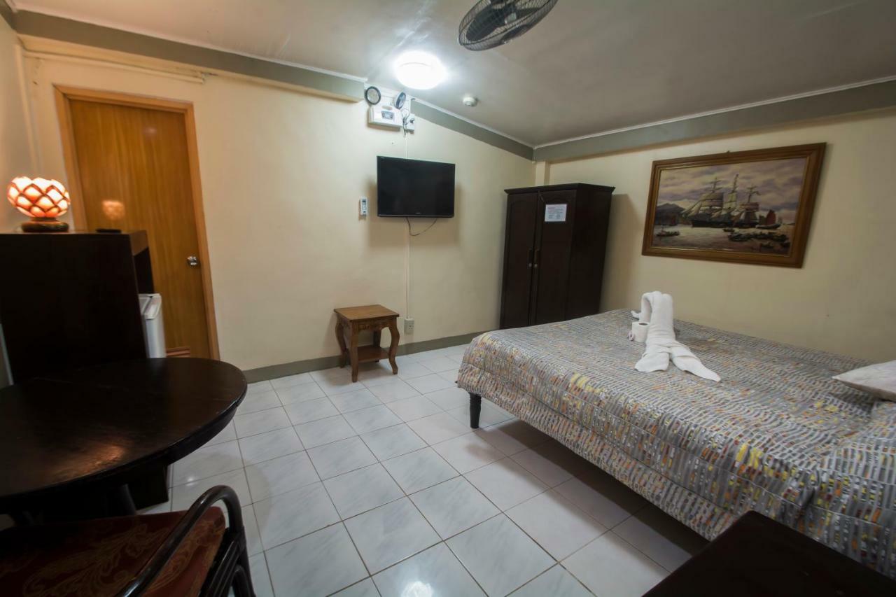 Deparis Beach Resort Balabag  Εξωτερικό φωτογραφία
