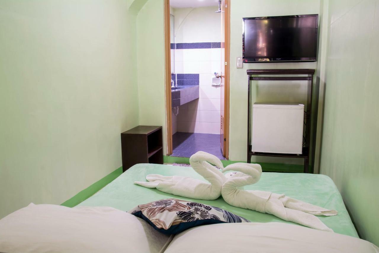 Deparis Beach Resort Balabag  Εξωτερικό φωτογραφία