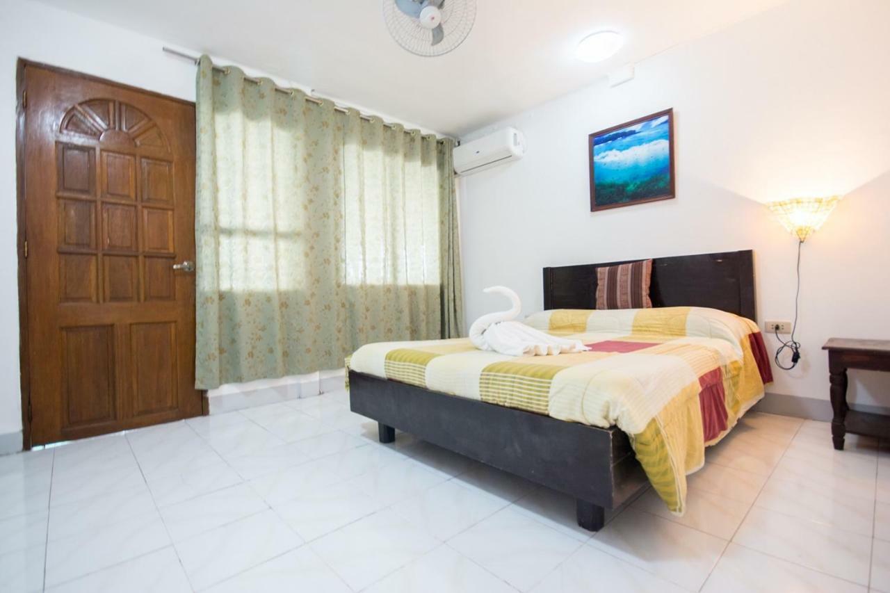 Deparis Beach Resort Balabag  Εξωτερικό φωτογραφία